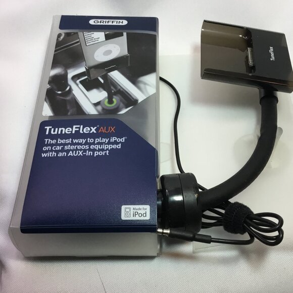 Griffin Technology TuneFlex AUX for iPod and iPod Nano with 30 Pin Connector - Picture 4 of 6